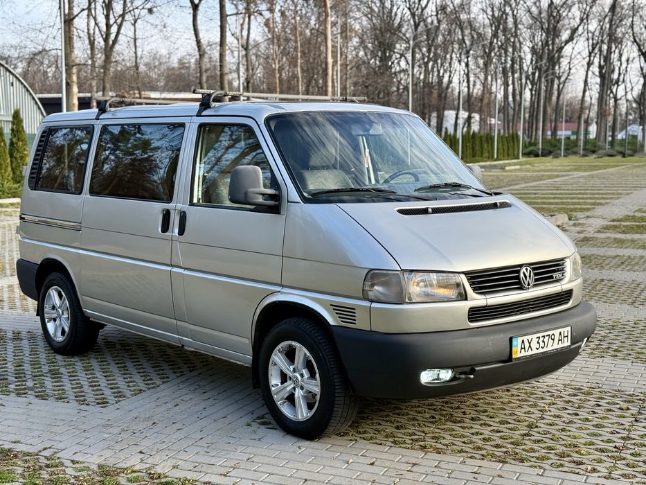 Transporter Multi.В отличном состоянии по кузову и технически!Не гнилой-обработан.Двигатель 2.5 Турбо.Запускается с пол оборота!Ошибок нет!Ходовая часть в идеальном состоянии не стучит не гремит!Дисковые тормоза в круг.Литые диски R16 на новой резине C.Комплектация с подогревом сидений,2 печками,эл зеркала и тд.По документам «Легковой 7 мест»
Варить красить ничего не нужно!Документы в порядке,любое оформление от хозяина!