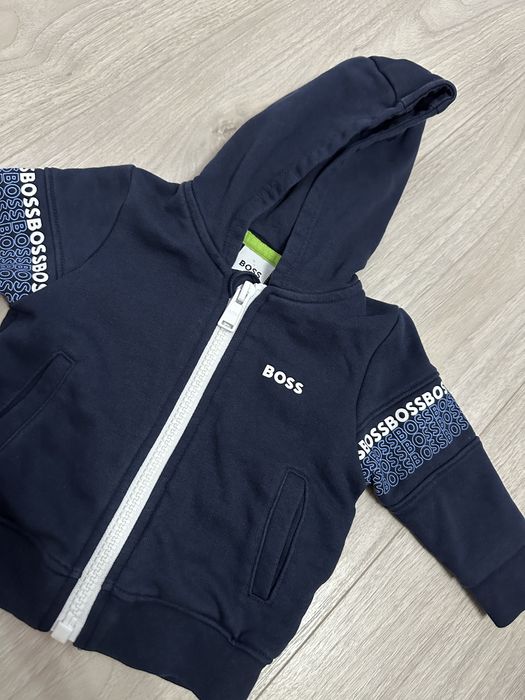 Кофта Boss 9 місяців