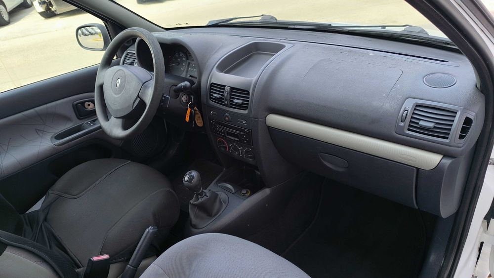 Renault Clio Van 1.5 DCI Muito bom estado geral