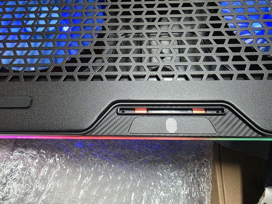 Base de arrefecimento para portátil KLIM Aurora