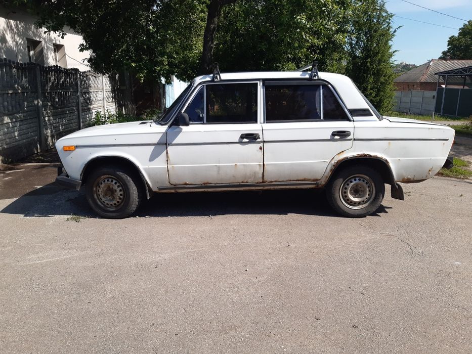 Продам машину 2106
