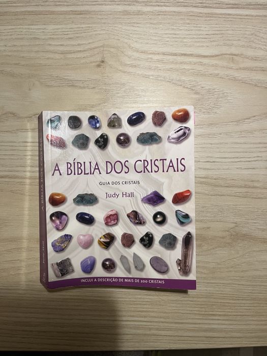 Livro A Bíblia dos cristais