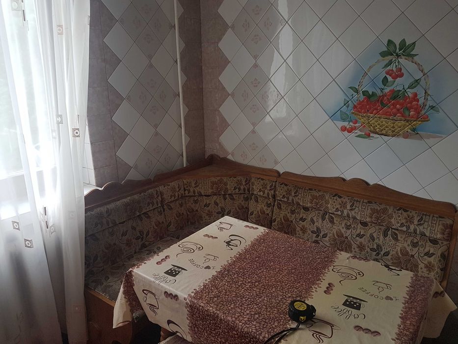 Продається трикімнатна квартира Бровари Чорних Запорожців 60б