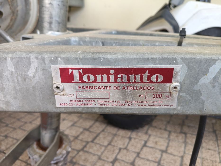 Reboque Toniauto