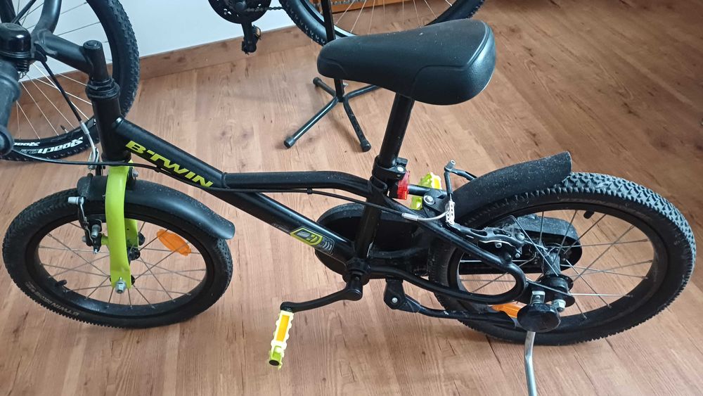 Bicicletas criança com rodas de apoio