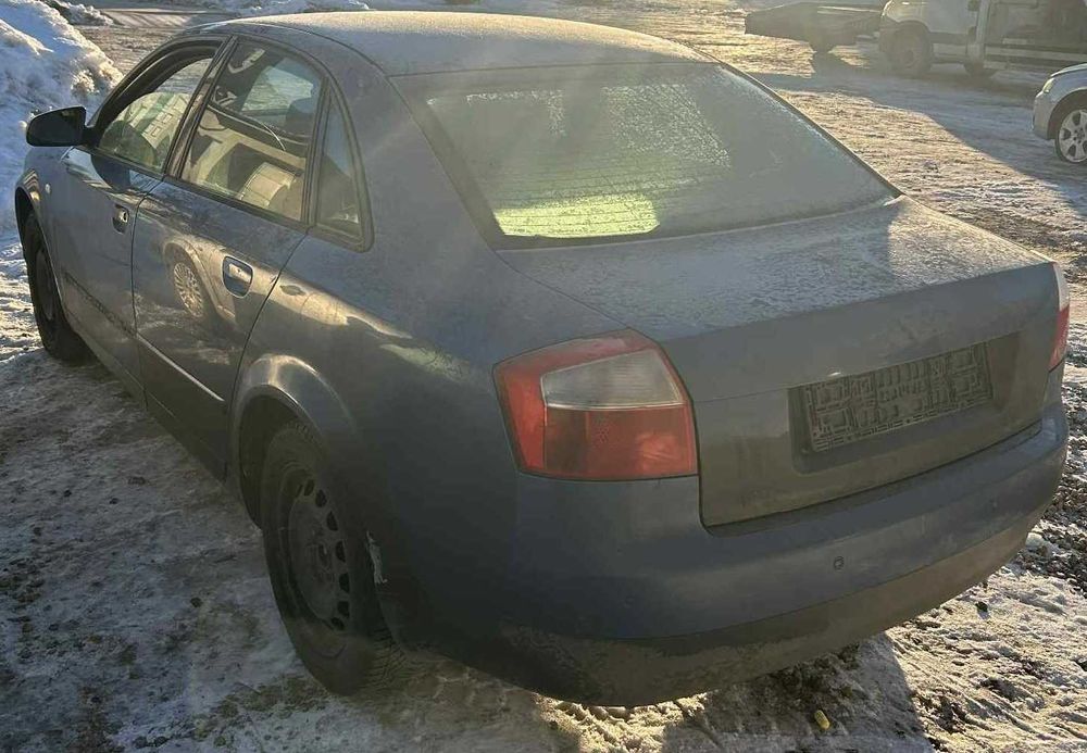 części Audi A4 B6 2.5 1.9 tdi/ 3.0 ASN quattro 1.8T 2.0 Benzyna ALT