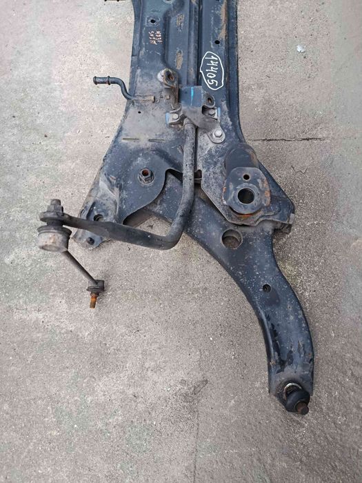 Charriot frente SUZUKI Swift III (MZ, EZ)