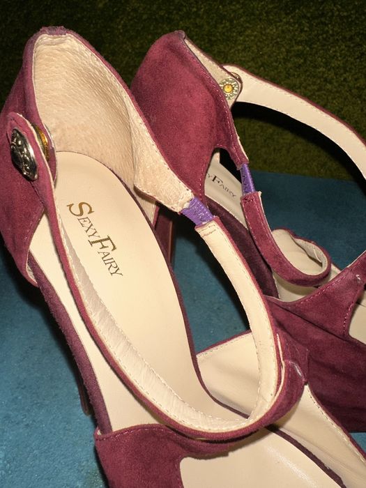 жіночі босонішки на високих підборах