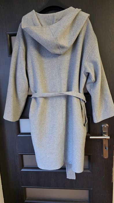 Piękny wełniany lekki płaszcz zara rozm L