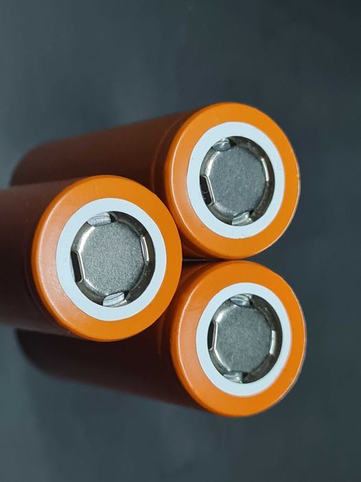 акумулятор 18500 Li-ion 3.7v 2000mAh NUOXIANG