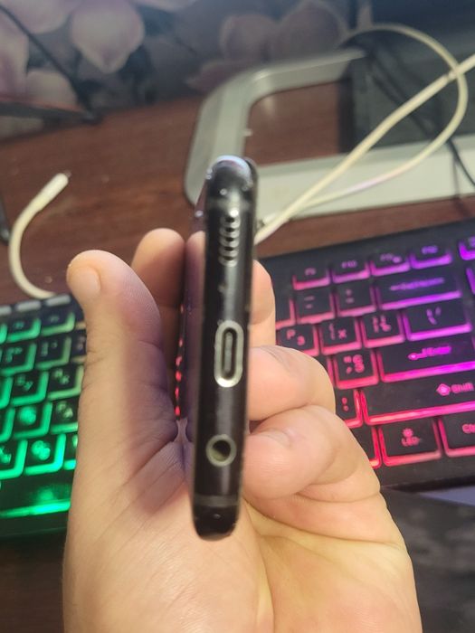 Самсунг s8 все працює