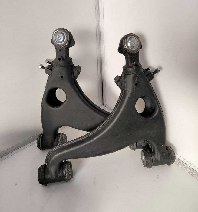 Рычаги, тяги, пружины, различные элементы подвески Mercedes-Benz W124