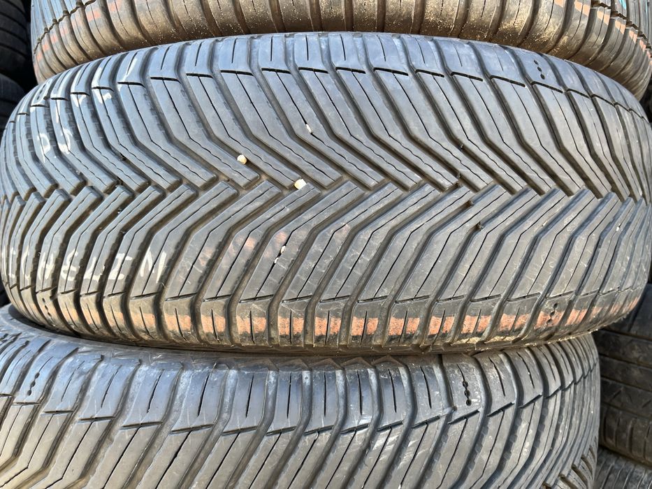 225 60 R18 2шт. Michelin CrossClimate2