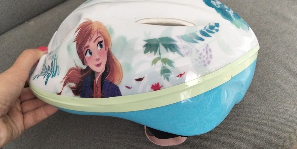 Kask rowerowy Elza Frozen kraina lodu r M