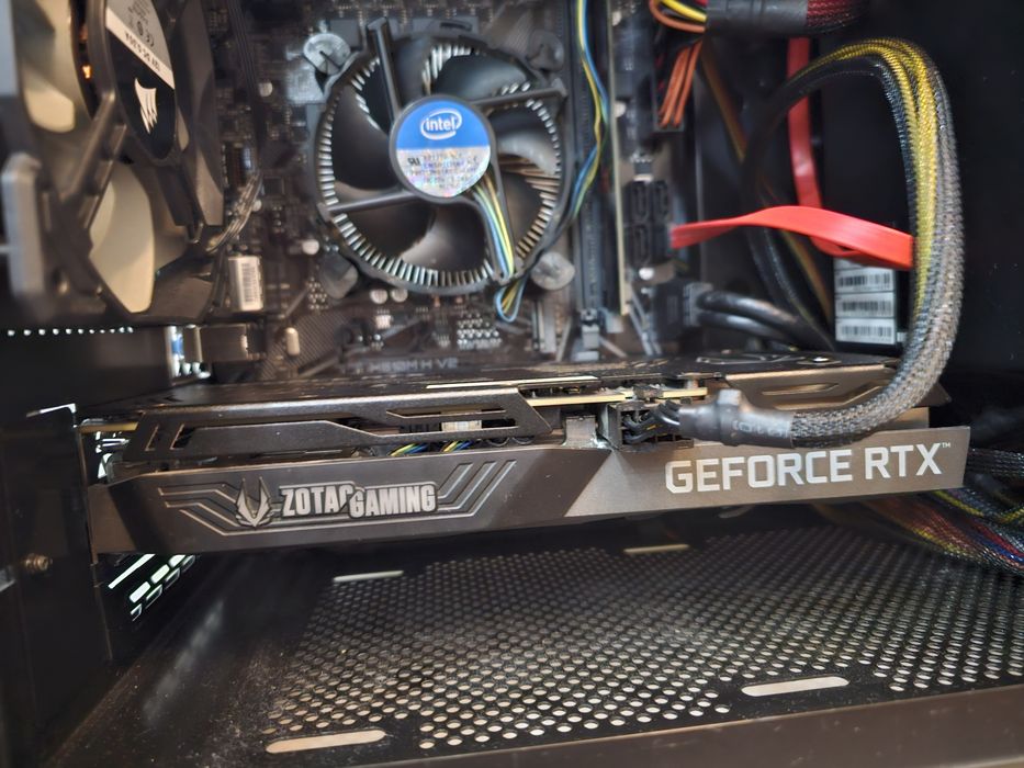 Mini PC Gaming – RTX 3060 Ti | i3-10105F | 8GB DDR4 | Lian Li TU150
