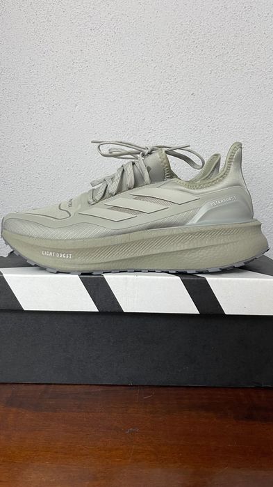 Adidas  ULTRABOOST 5 GTX roz. 42 2/3