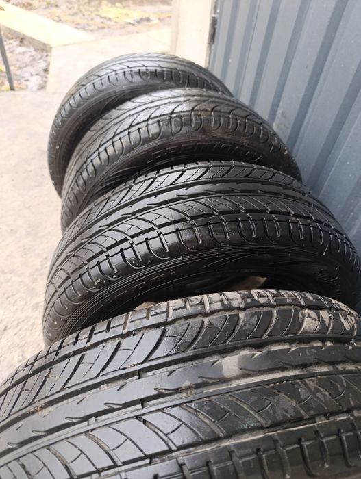 Комплект гуми літо 185 60 R14 стан нової