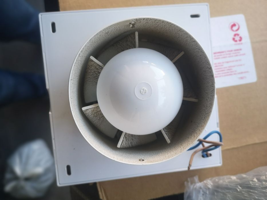 Extrator de casa de banho 75