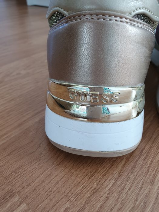 Ténis guess 36 como novos