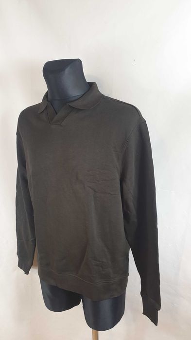 Sweter brązowy okrągły rozmiar S