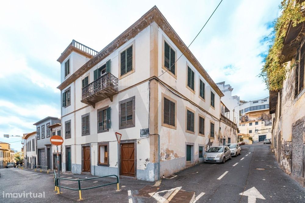2 Prédios no Centro Histórico do Funchal l São Pedro