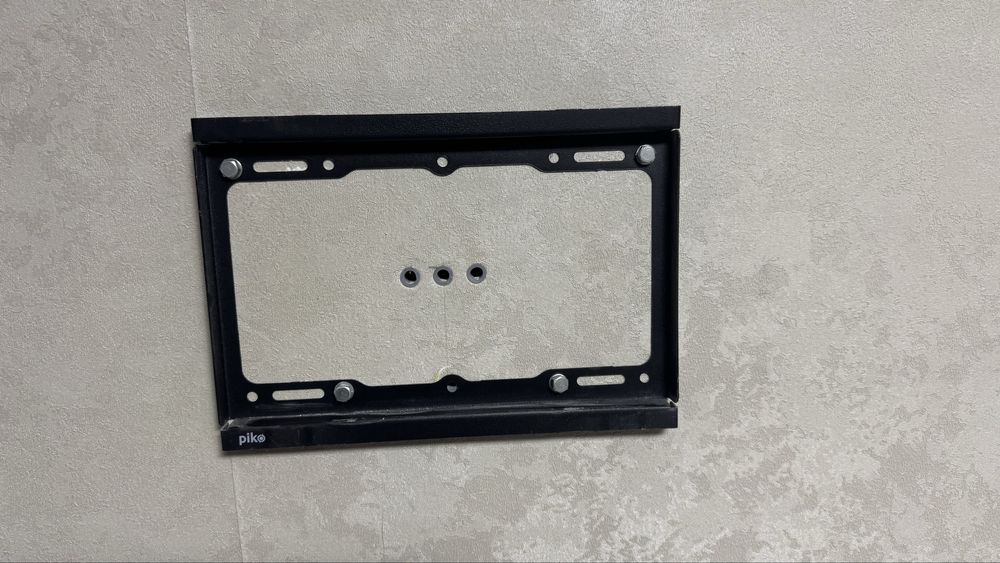 Кріплення для телевізора