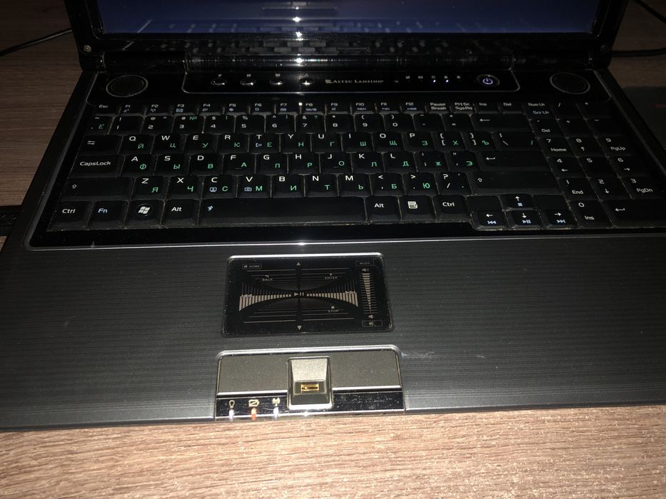 Ноутбук ASUS M50V