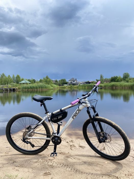 Pride marvel 7.3 , sram level  , rock shox judy