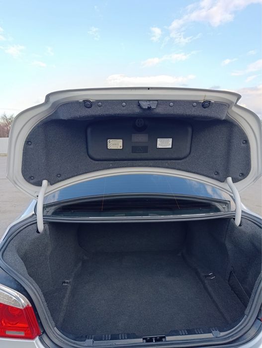 Продам BMW Е60 у відмінному стані.