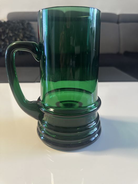 Szklany szmaragdowy wazon ,kufel.        PRL