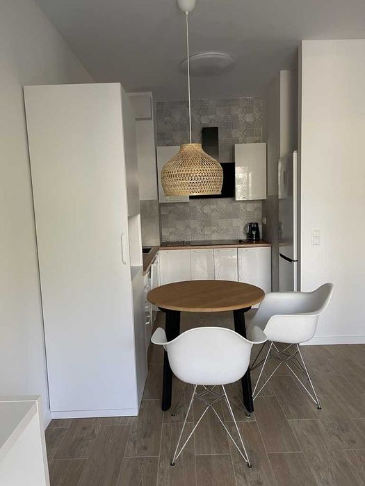 kameralny apartamentowiec_czynsz w cenie_garaż_duża loggia