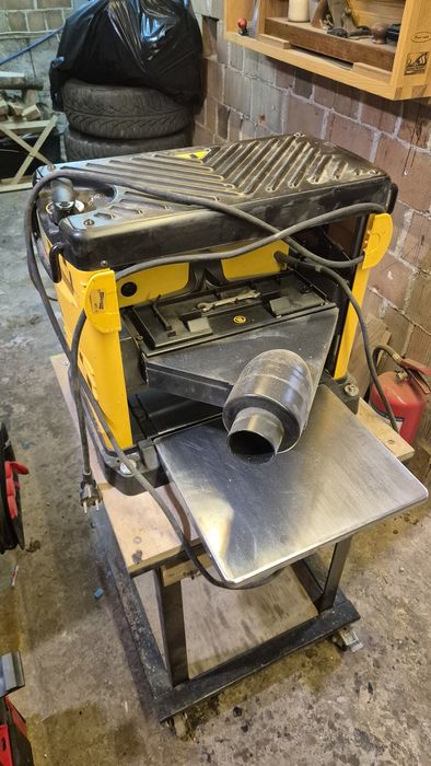 Grubościówka DeWalt Dw733