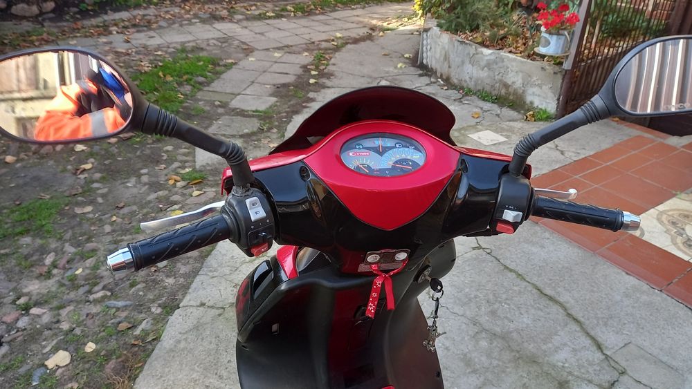 Skuter kymco super 9
