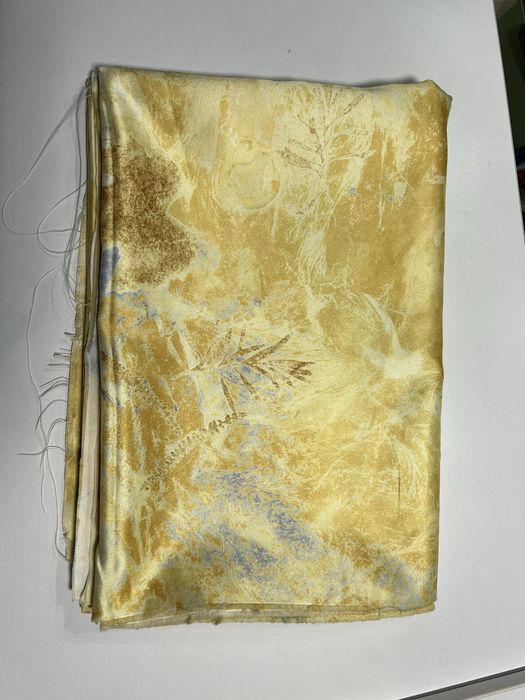 Атласна тканина жовта