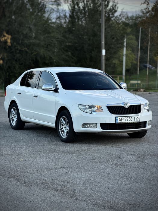 Skoda Superb 2012