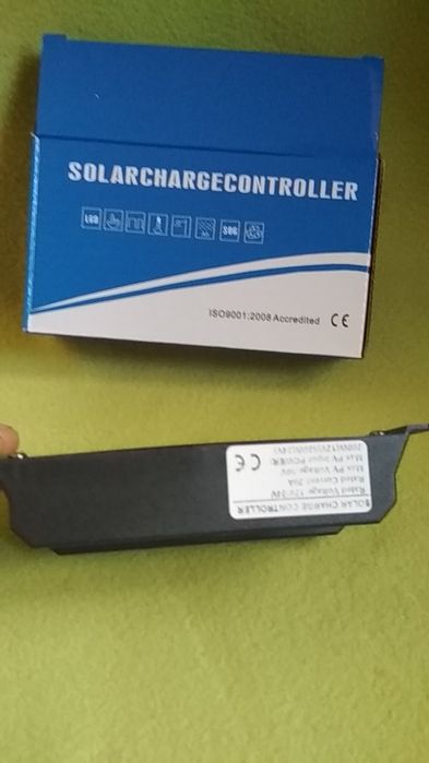 Controlador  carga solar 20A. Novo