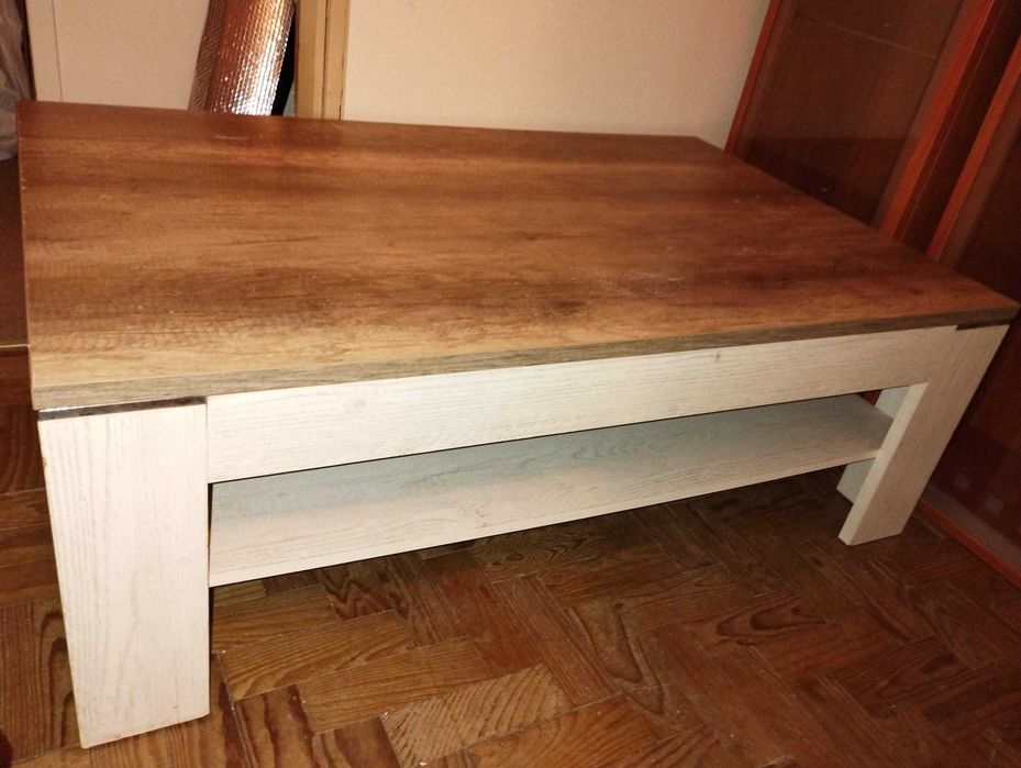 Mesa de Sala em madeira