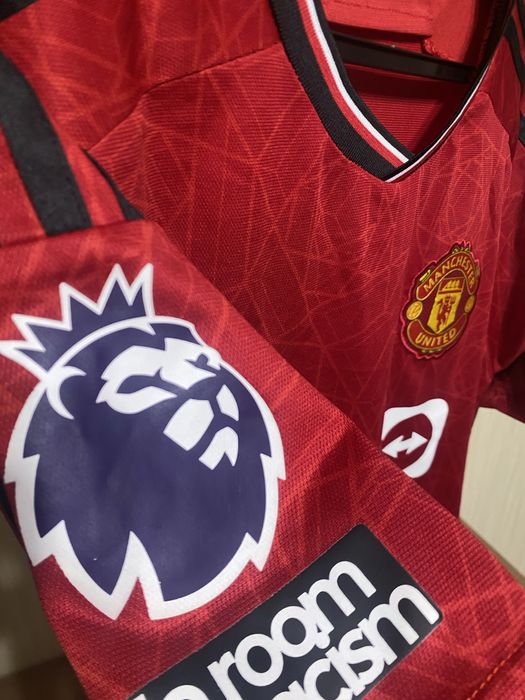 Футбольная футболка бренда Адидас Манчестер Юнайтед