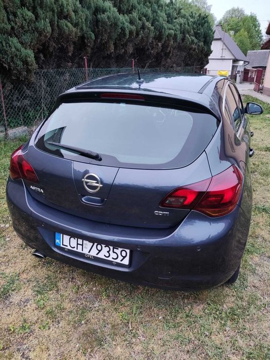 Opel Astra J, 2010, 2.0 diesel, 160 KM