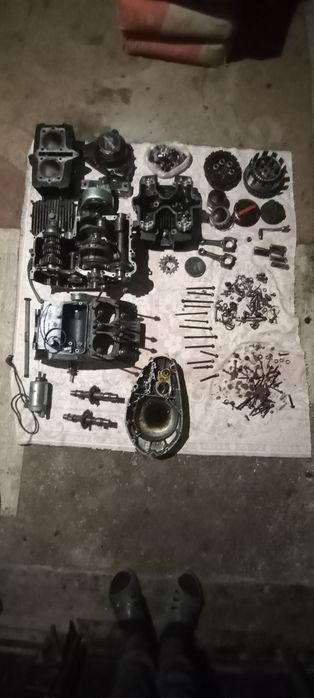 Продам двигатель как есть от сузуки GS 500