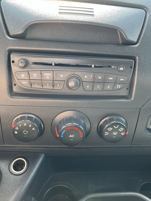 Продаю Renault Master 2012 року 2.3 dci MT