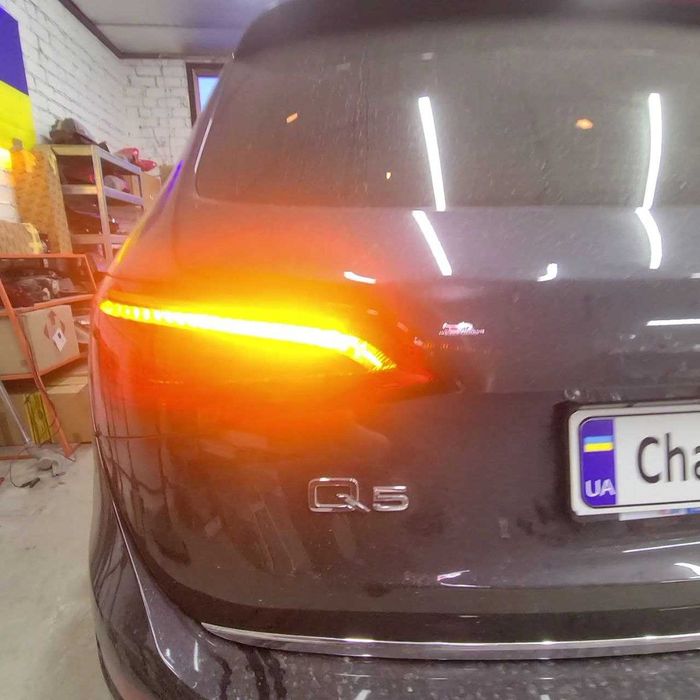 Жовті повороти задніх ліхтарів VAG Ford та ін.