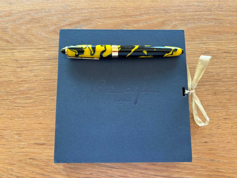 Caneta Récife Marmoreada Amarela