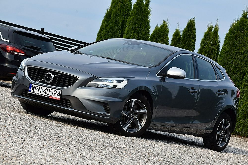 Volvo V40