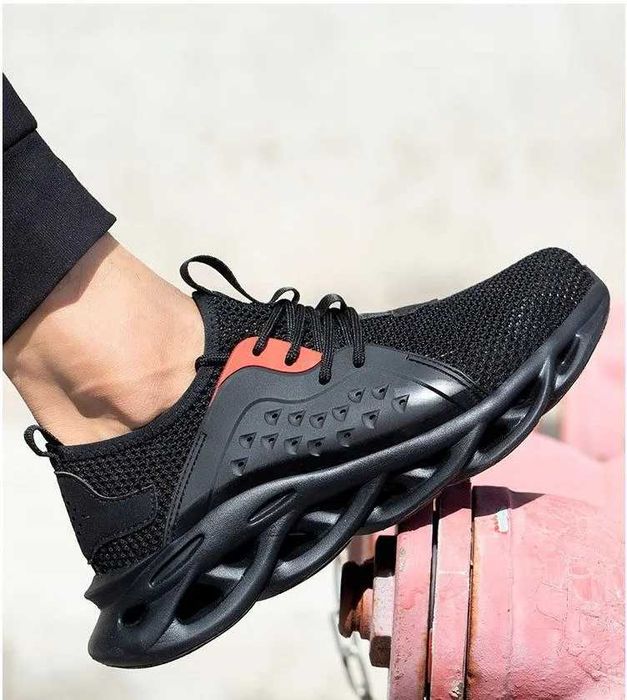 Buty robocze ze stalowymi noskami