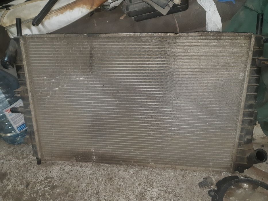 Радиатор mondeo 3 focus 1
