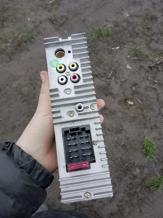 Магнітола з камерою заднього виду