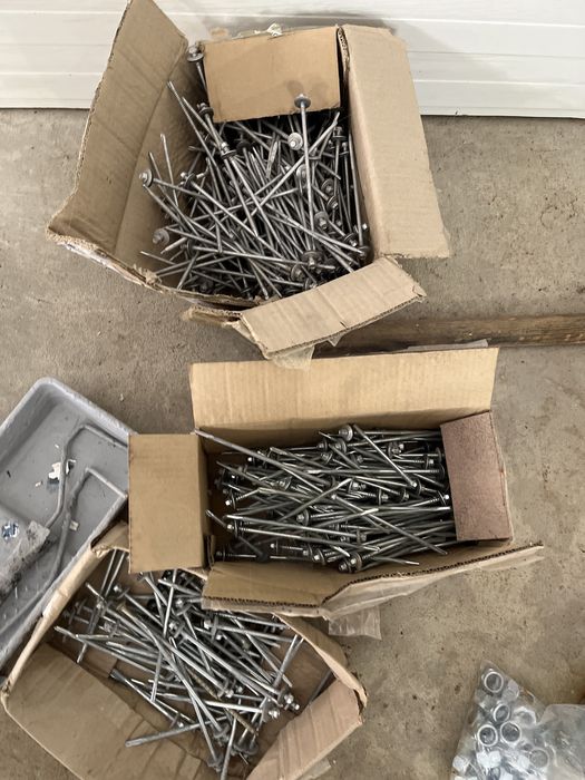 Śruby wkrety do plyty warstwowej kaloty