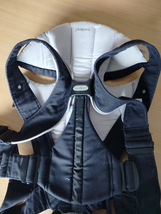 BabyBjorn nosidełko turystyczne czarne 3,5-12 kg  8ibs-26 ibs