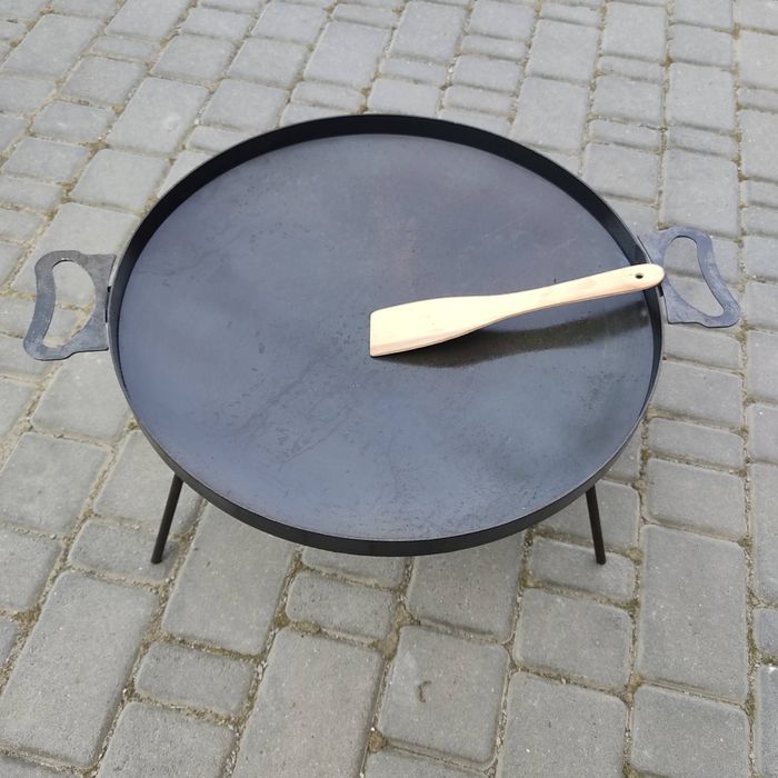 Сковорідка із диска борони 50см з кришкою,чохлом на високих ніжках